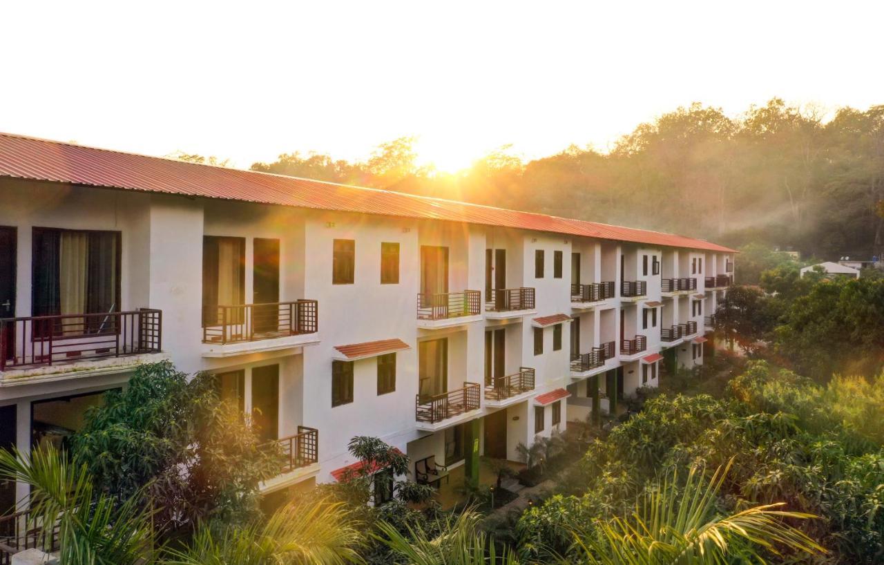 Atulya Resorts With 3Hr Early Check In Rāmnagar Exterior foto